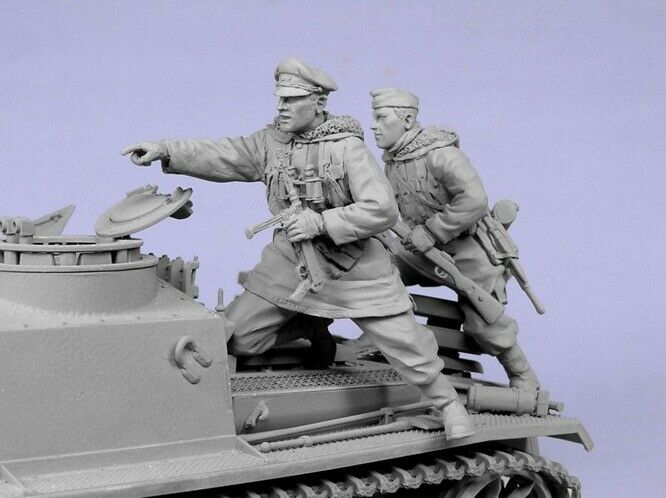 1/35 Resin Wwii German Officer & Soldier Panzer Crew Unpainted Unbuild Bl535